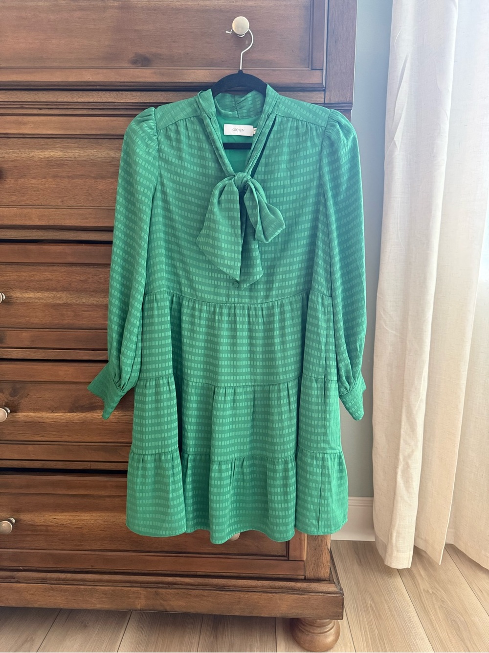 Greylin Emerald Green Tie-Neck Mini Dress